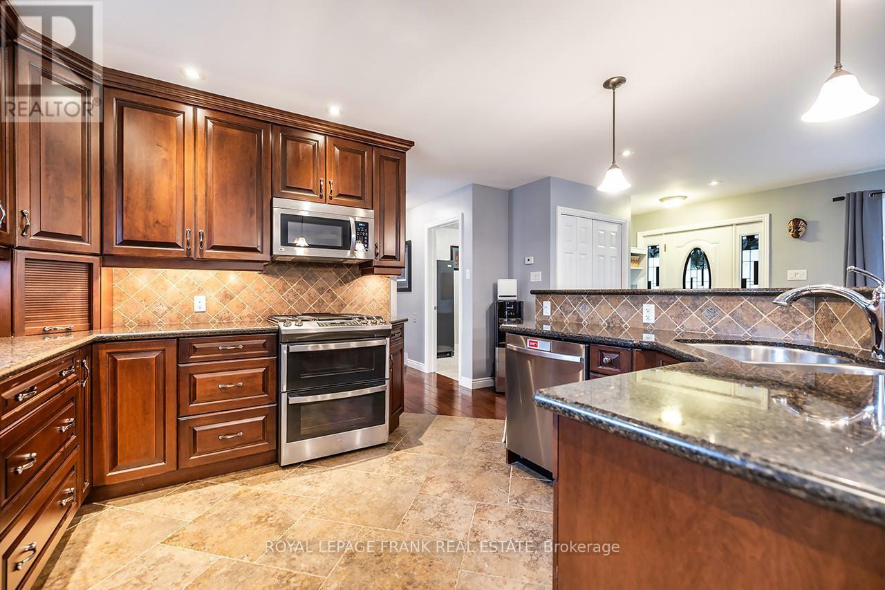 












15102 OLD SIMCOE ROAD

,
Scugog (Port Perry),




Ontario
L9L1K5


