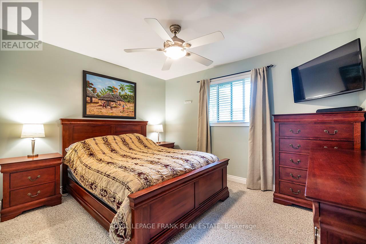 












15102 OLD SIMCOE ROAD

,
Scugog (Port Perry),




Ontario
L9L1K5

