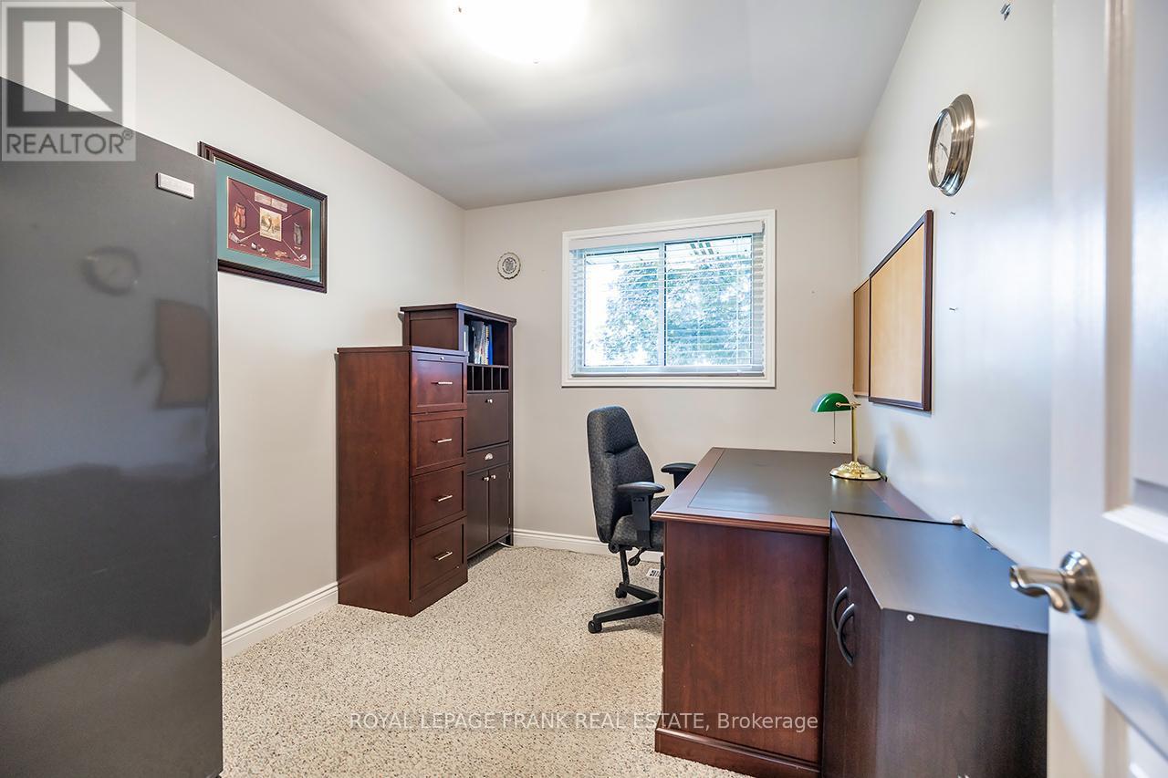












15102 OLD SIMCOE ROAD

,
Scugog (Port Perry),




Ontario
L9L1K5

