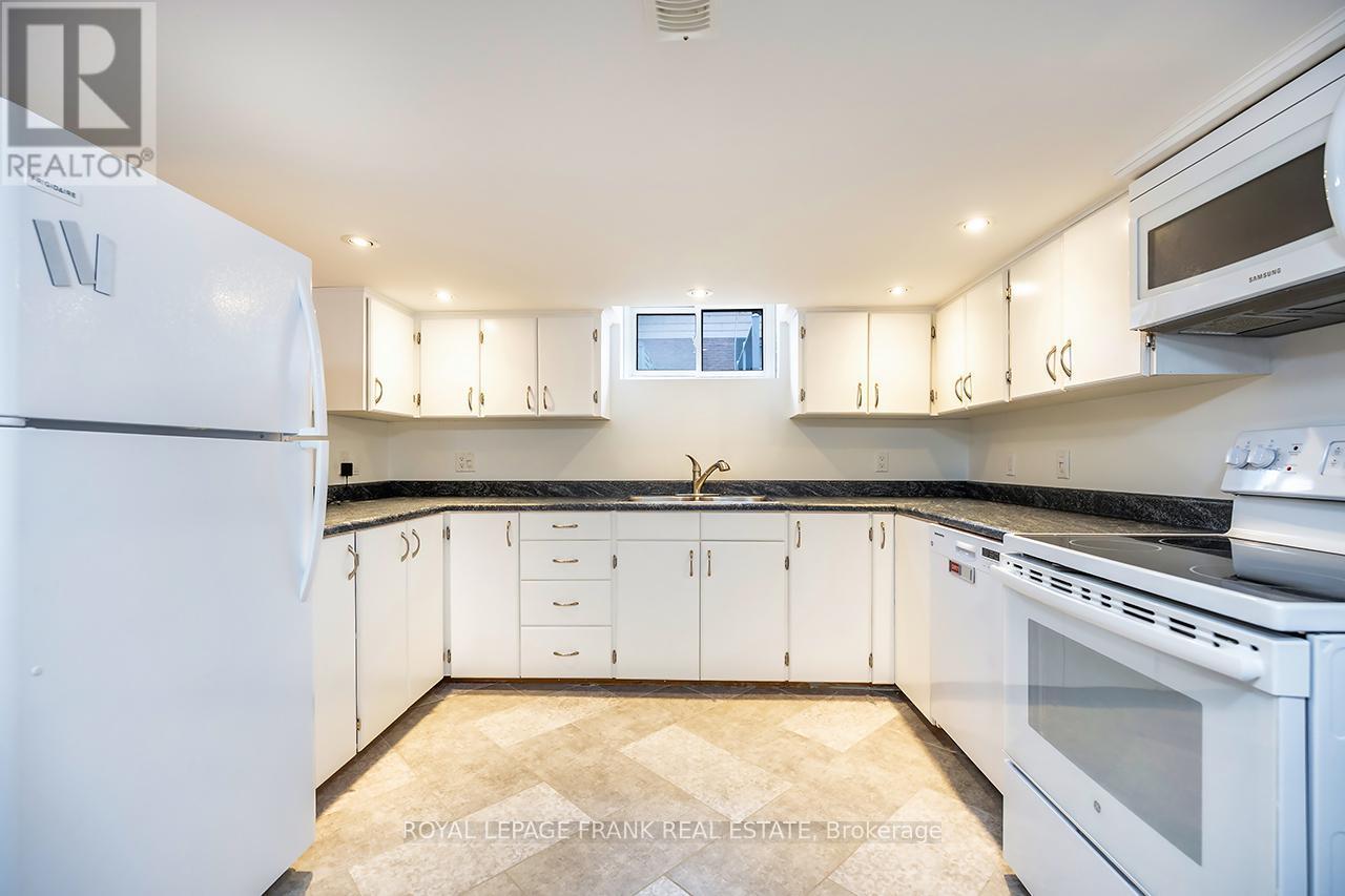 












15102 OLD SIMCOE ROAD

,
Scugog (Port Perry),




Ontario
L9L1K5

