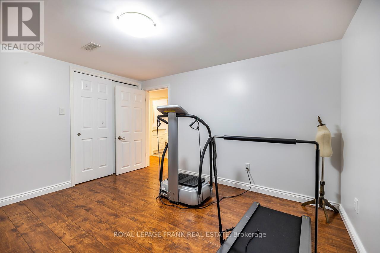 












15102 OLD SIMCOE ROAD

,
Scugog (Port Perry),




Ontario
L9L1K5

