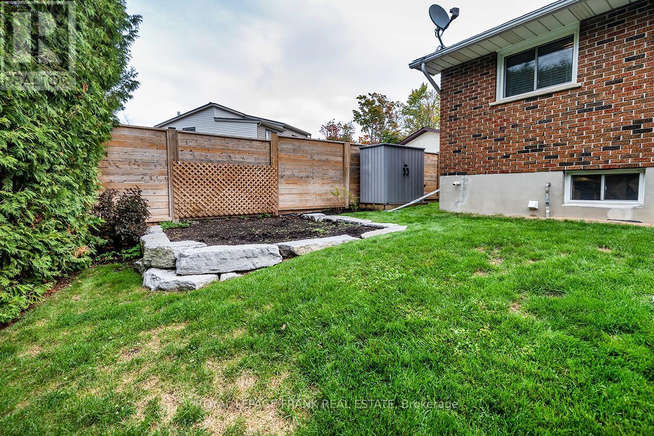 












15102 OLD SIMCOE ROAD

,
Scugog (Port Perry),




Ontario
L9L1K5

