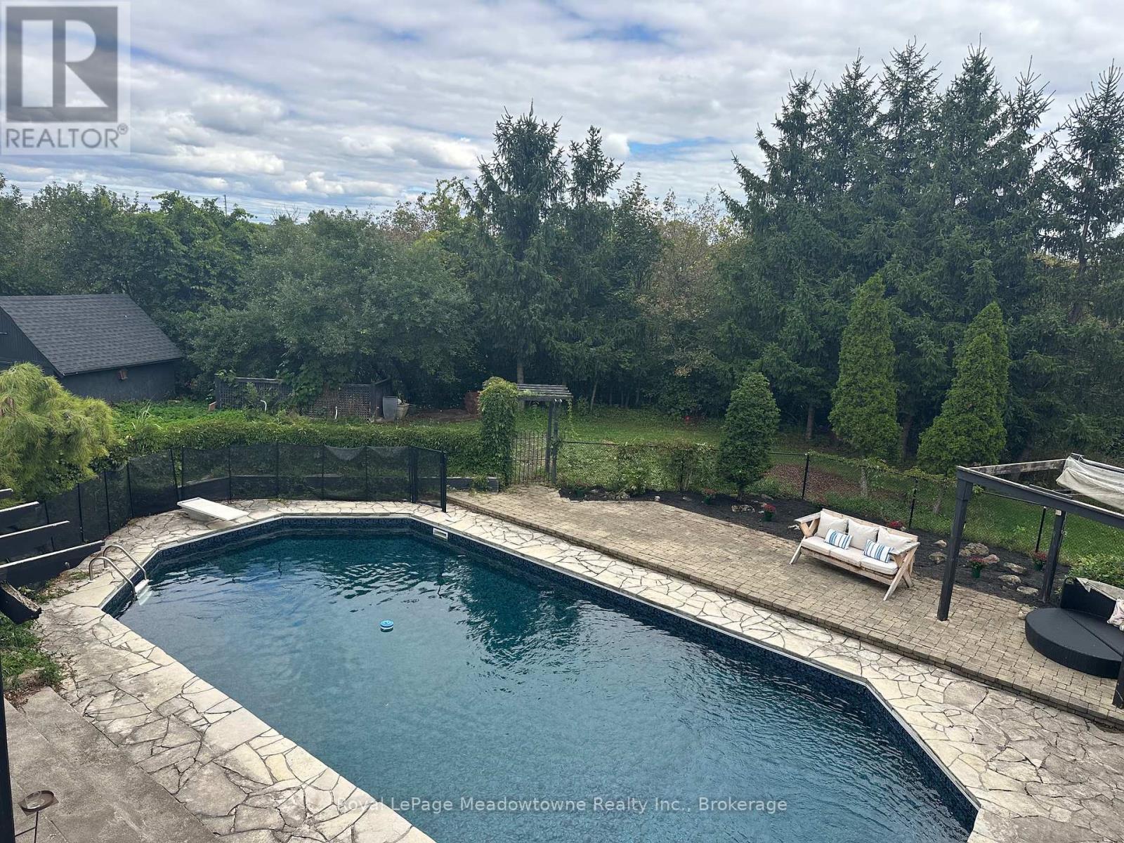 












12840 BRITANNIA ROAD

,
Milton (TR Rural Trafalgar),




Ontario
L9E0V3

