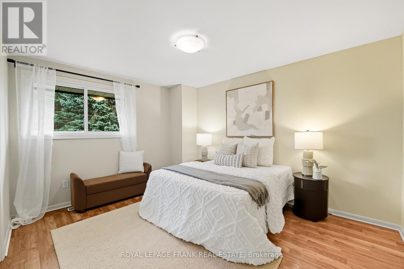 












14629 OLD SIMCOE ROAD

,
Scugog (Port Perry),




Ontario
L9L1C1

