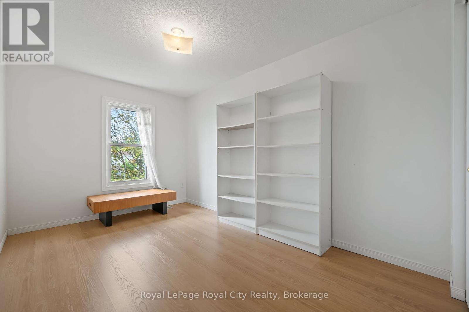 












29 - 66 RODGERS ROAD

,
Guelph (Kortright West),




Ontario
N1G4Y5

