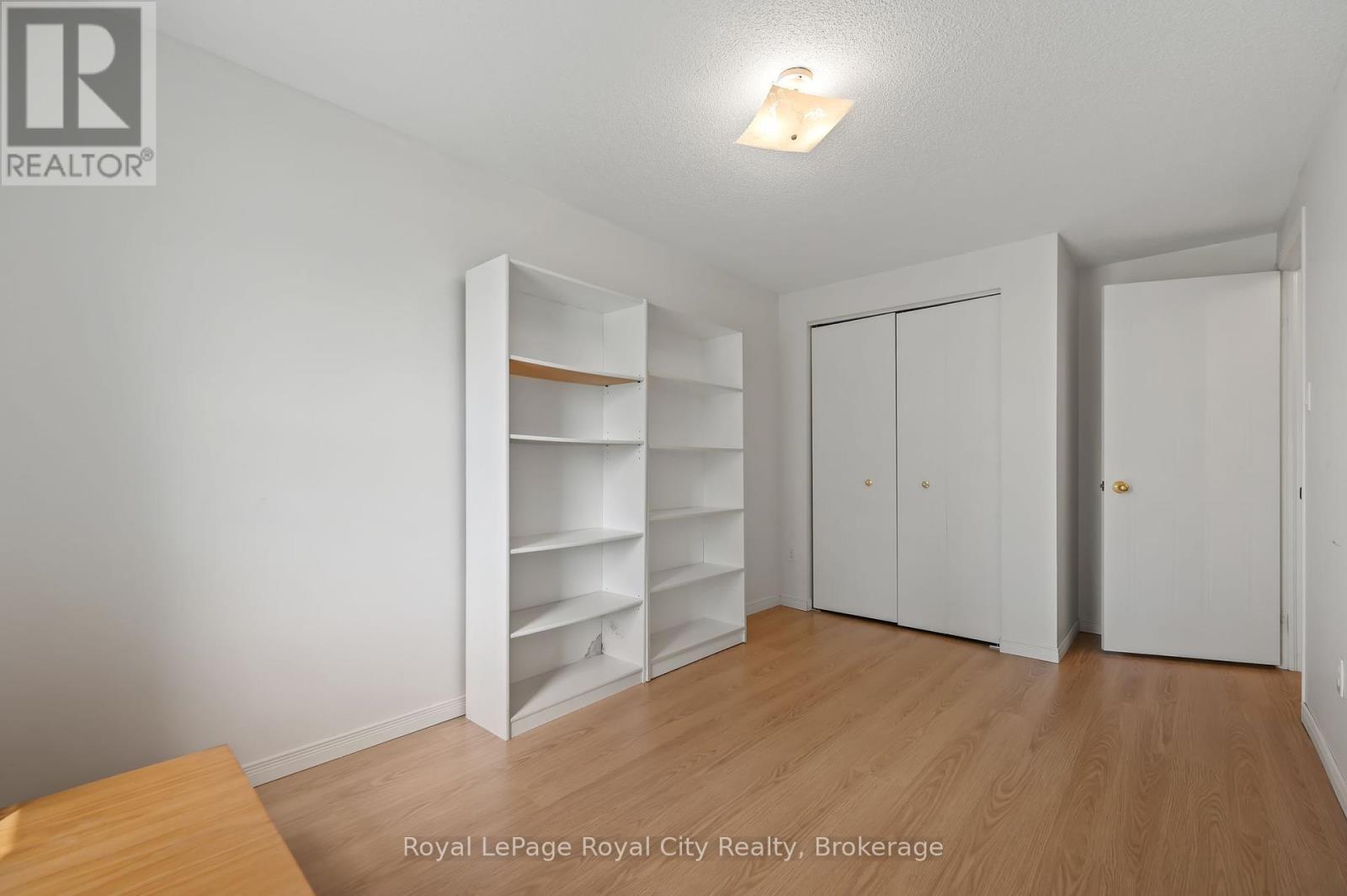 












29 - 66 RODGERS ROAD

,
Guelph (Kortright West),




Ontario
N1G4Y5

