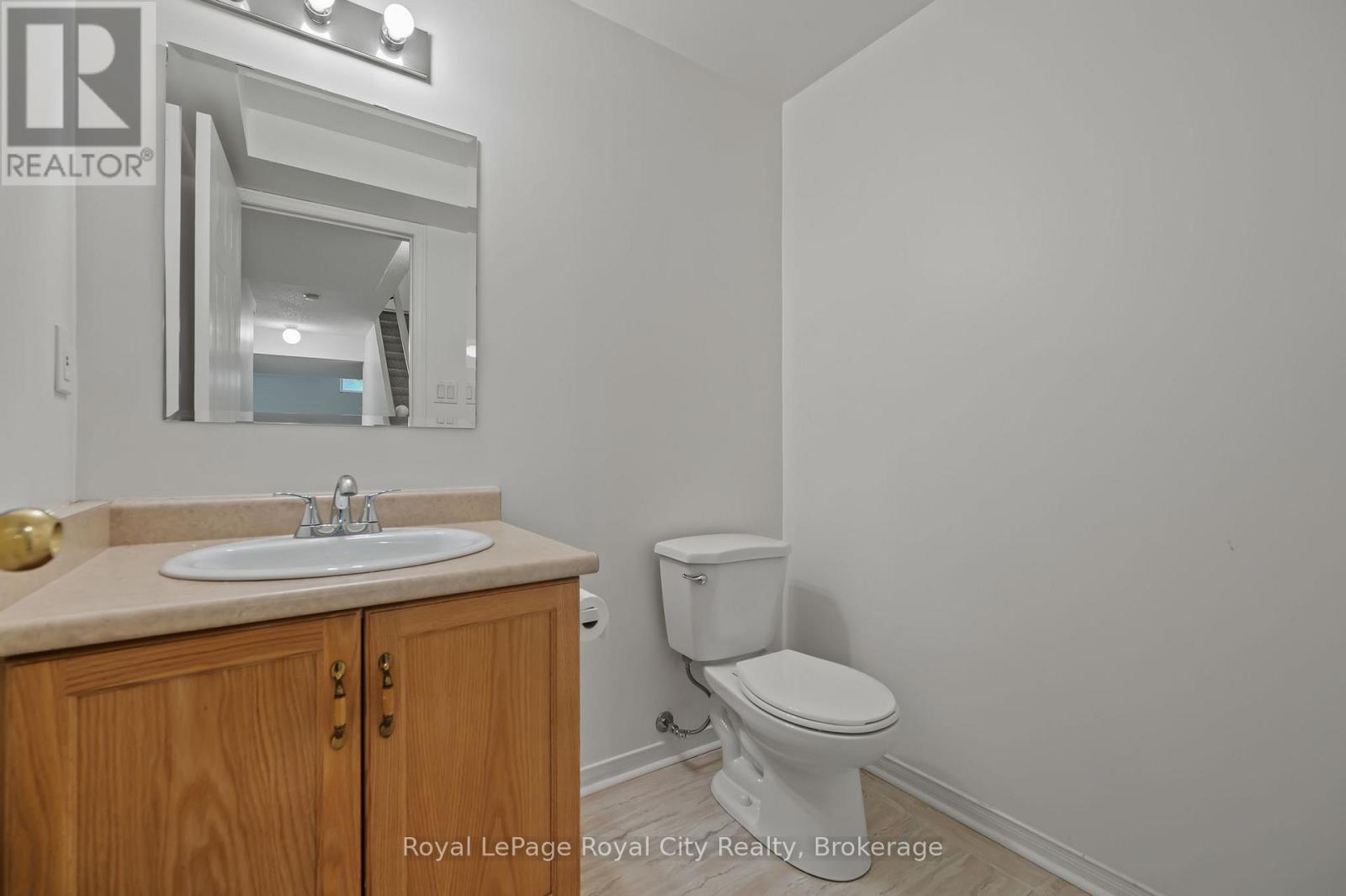 












29 - 66 RODGERS ROAD

,
Guelph (Kortright West),




Ontario
N1G4Y5

