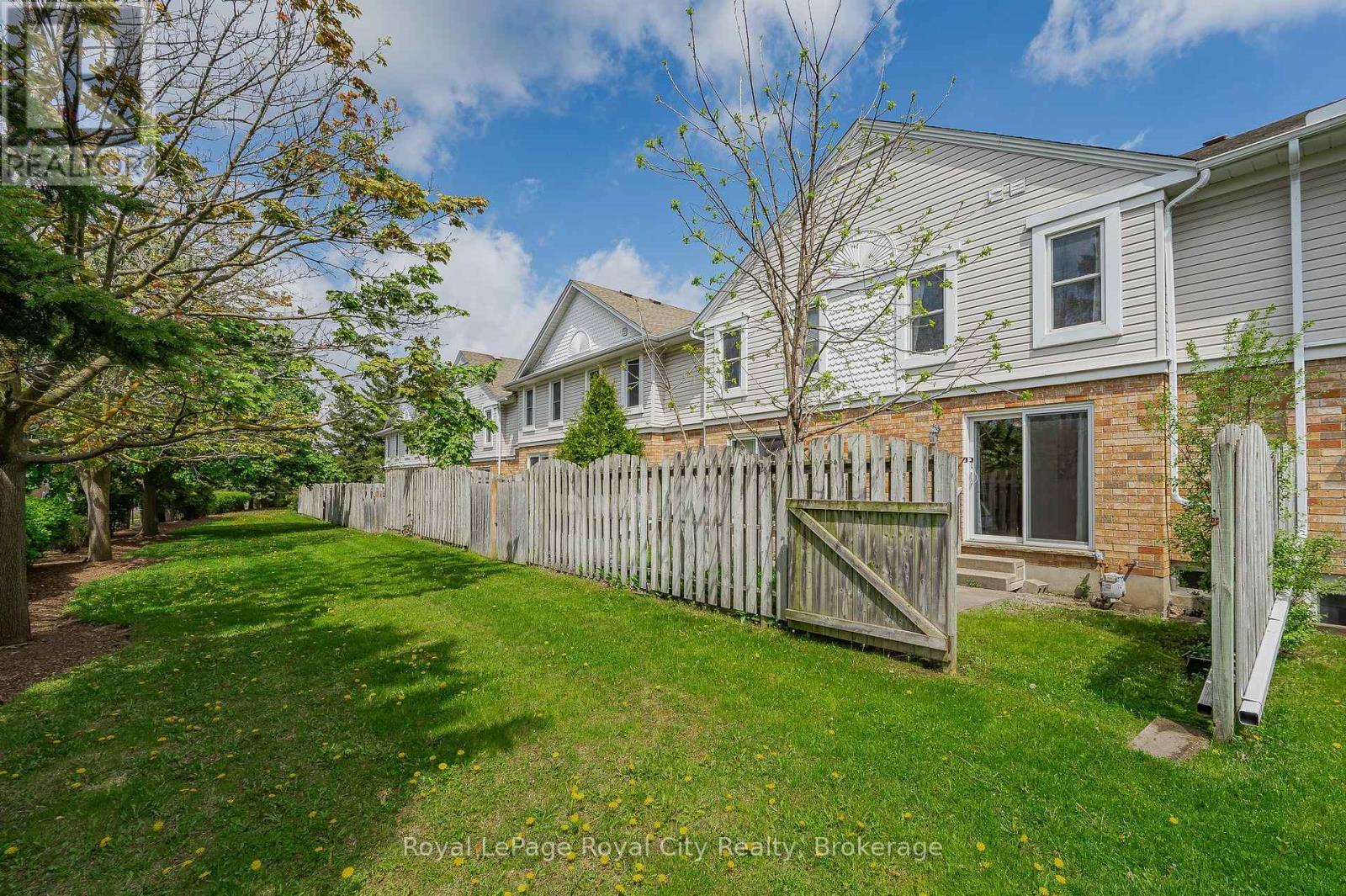 












29 - 66 RODGERS ROAD

,
Guelph (Kortright West),




Ontario
N1G4Y5

