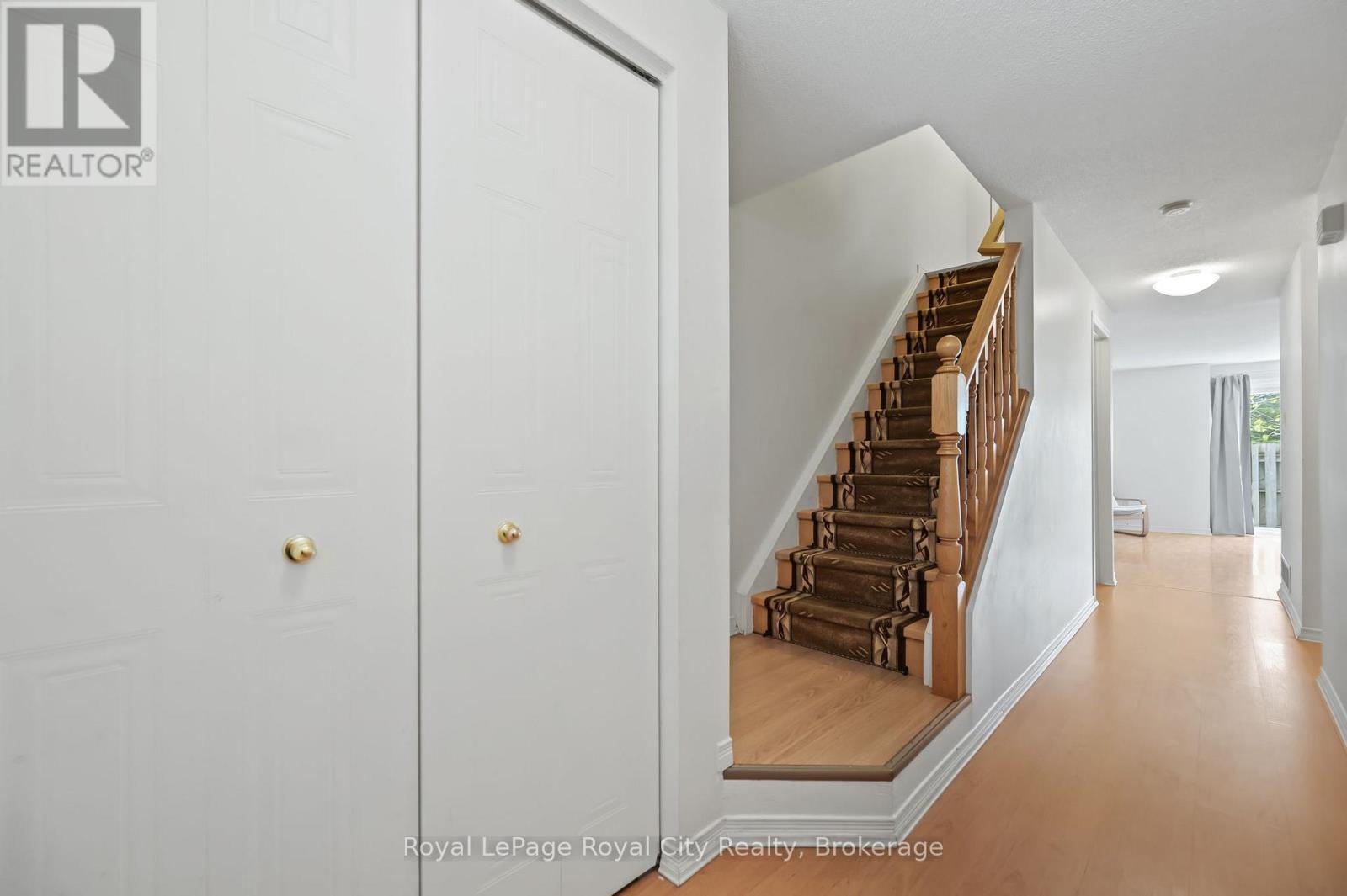 












29 - 66 RODGERS ROAD

,
Guelph (Kortright West),




Ontario
N1G4Y5

