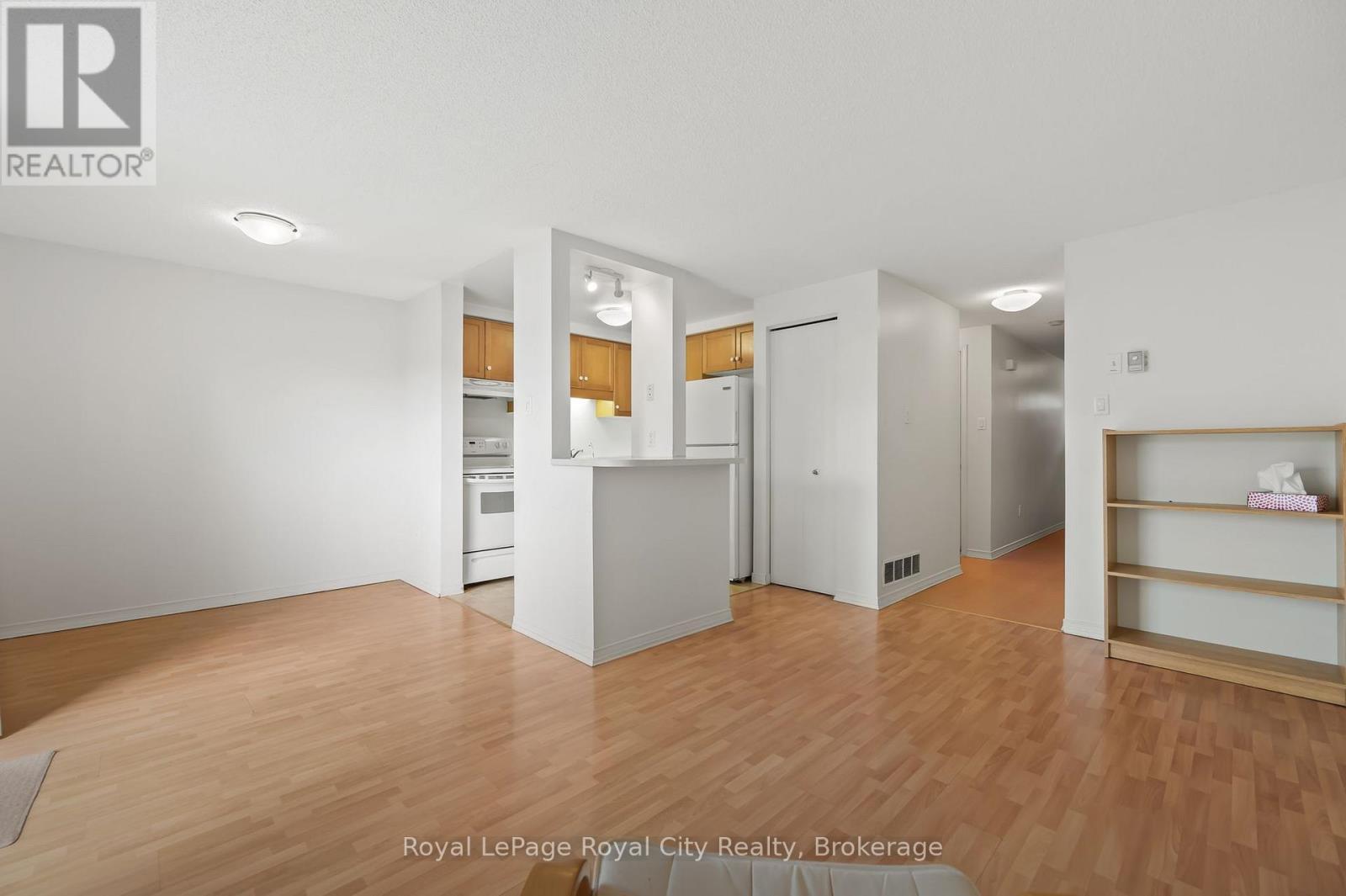 












29 - 66 RODGERS ROAD

,
Guelph (Kortright West),




Ontario
N1G4Y5

