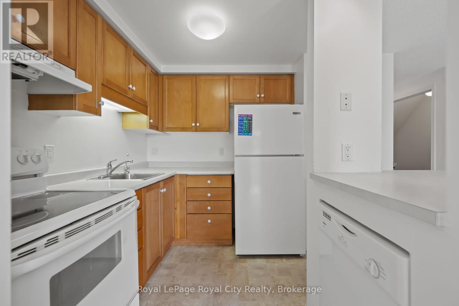 












29 - 66 RODGERS ROAD

,
Guelph (Kortright West),




Ontario
N1G4Y5

