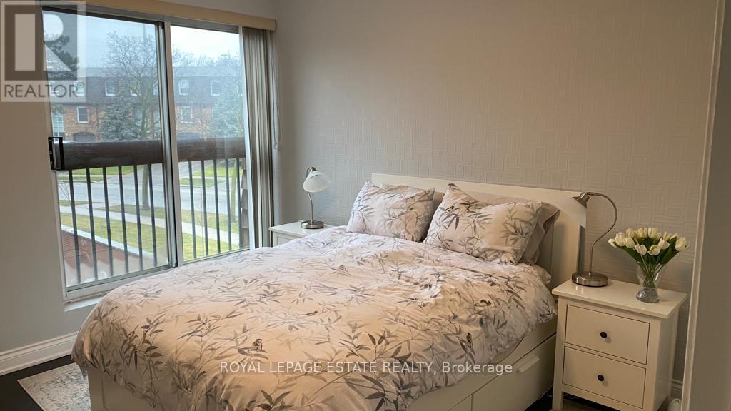 












TH1 - 73 UPPER CANADA DRIVE

,
Toronto,




Ontario
M2P2A2

