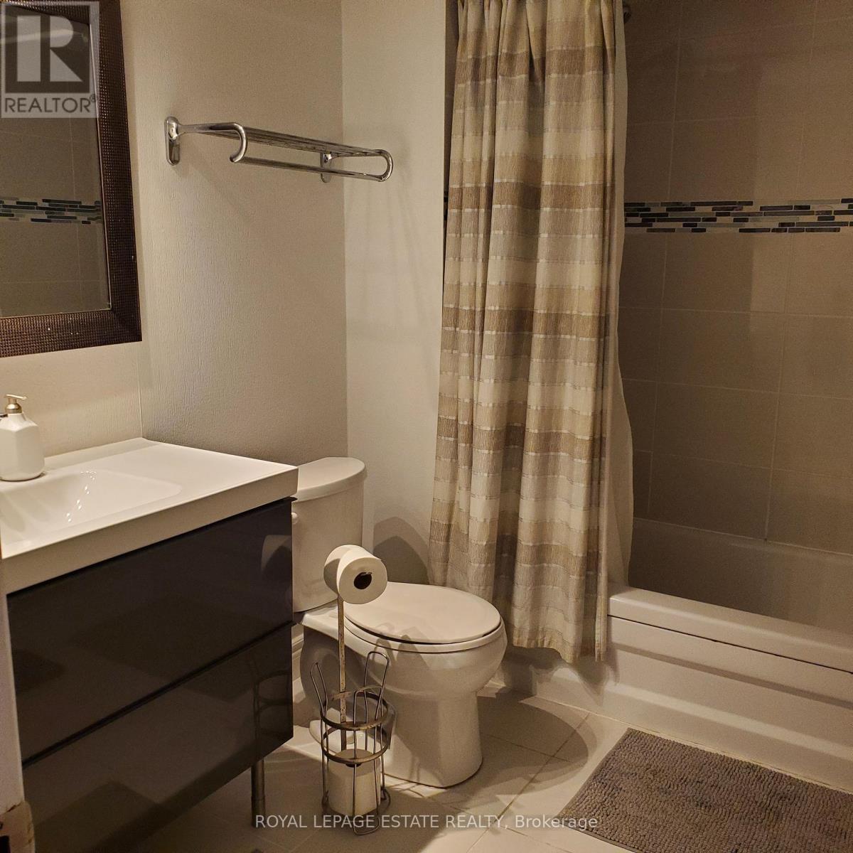 












TH1 - 73 UPPER CANADA DRIVE

,
Toronto,




Ontario
M2P2A2

