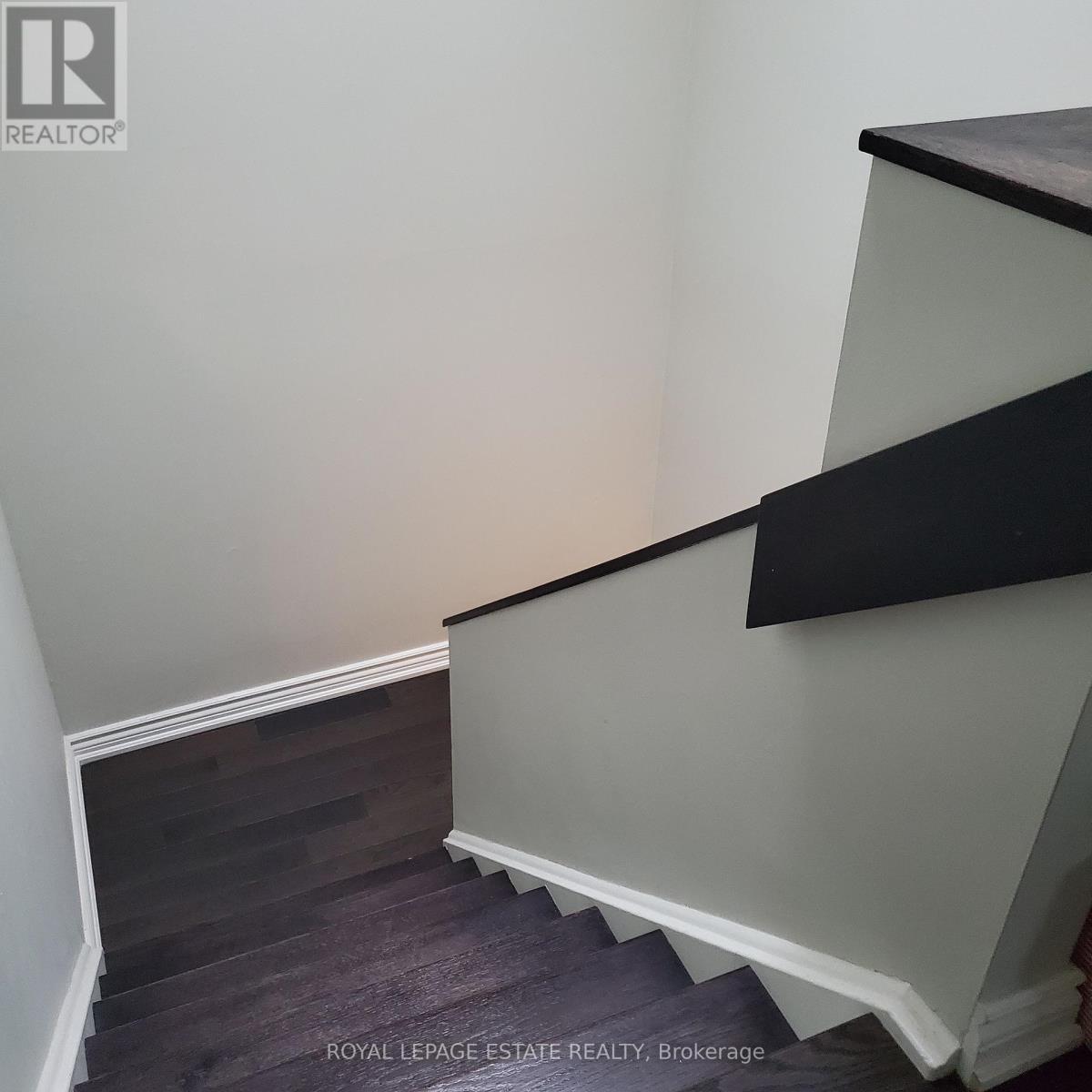












TH1 - 73 UPPER CANADA DRIVE

,
Toronto,




Ontario
M2P2A2

