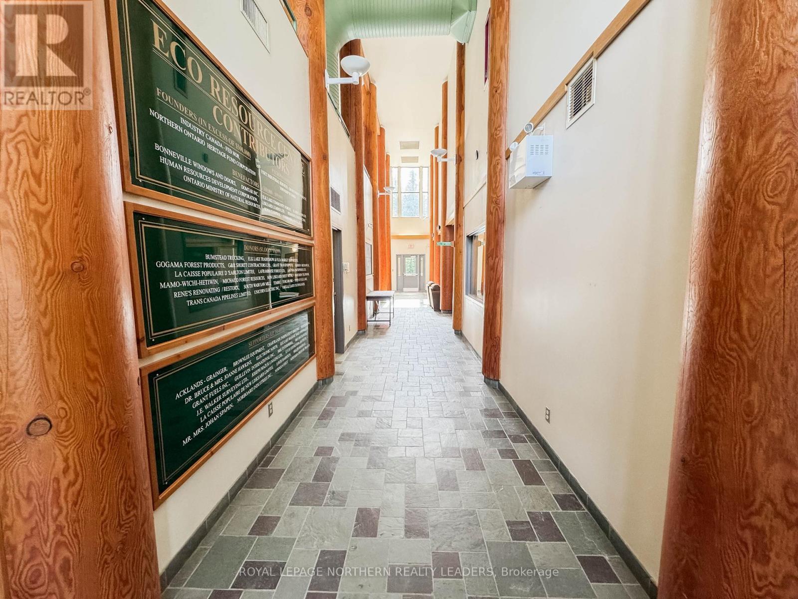 












119 ONTARIO STREET

,
Timiskaming (TIM - Outside - Rural),




Ontario
P0J1G0

