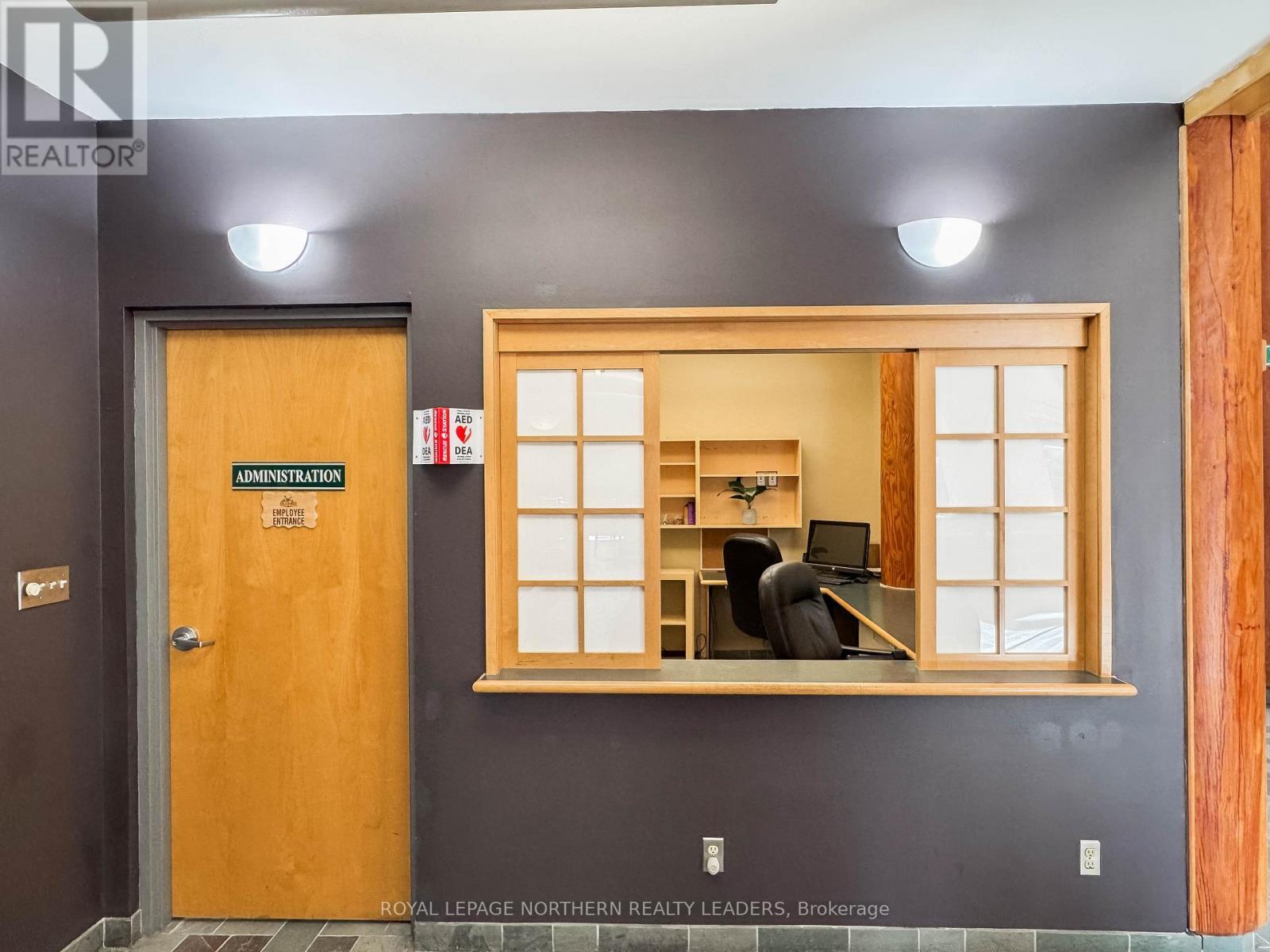 












119 ONTARIO STREET

,
Timiskaming (TIM - Outside - Rural),




Ontario
P0J1G0

