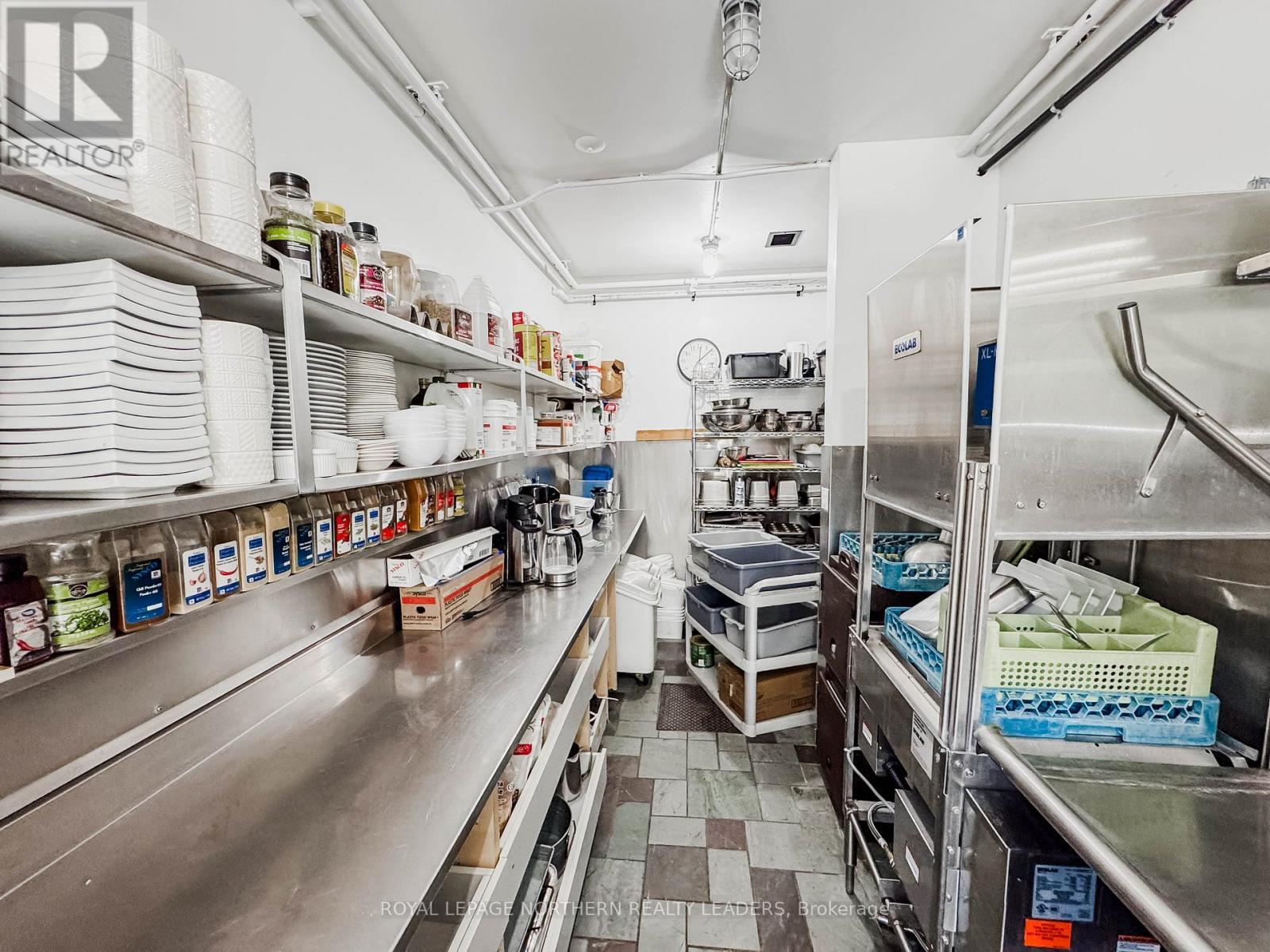 












119 ONTARIO STREET

,
Timiskaming (TIM - Outside - Rural),




Ontario
P0J1G0

