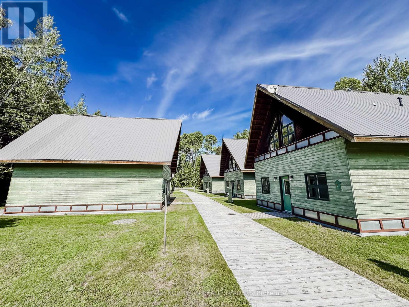 












119 ONTARIO STREET

,
Timiskaming (TIM - Outside - Rural),




Ontario
P0J1G0

