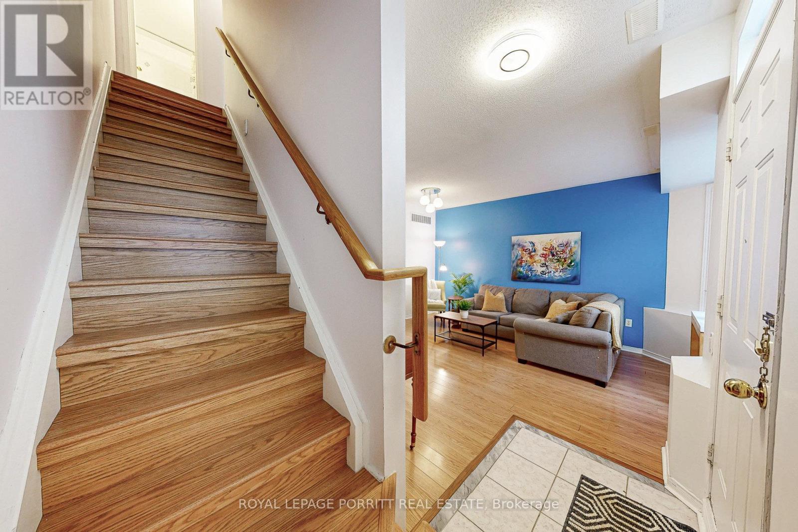 












174 - 760 LAWRENCE AVENUE W

,
Toronto,




Ontario
M6A3E7

