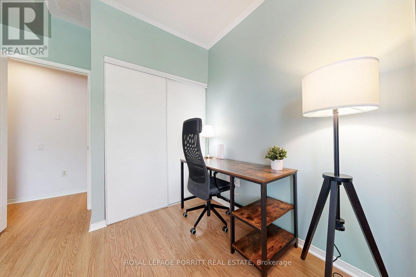 












174 - 760 LAWRENCE AVENUE W

,
Toronto,




Ontario
M6A3E7

