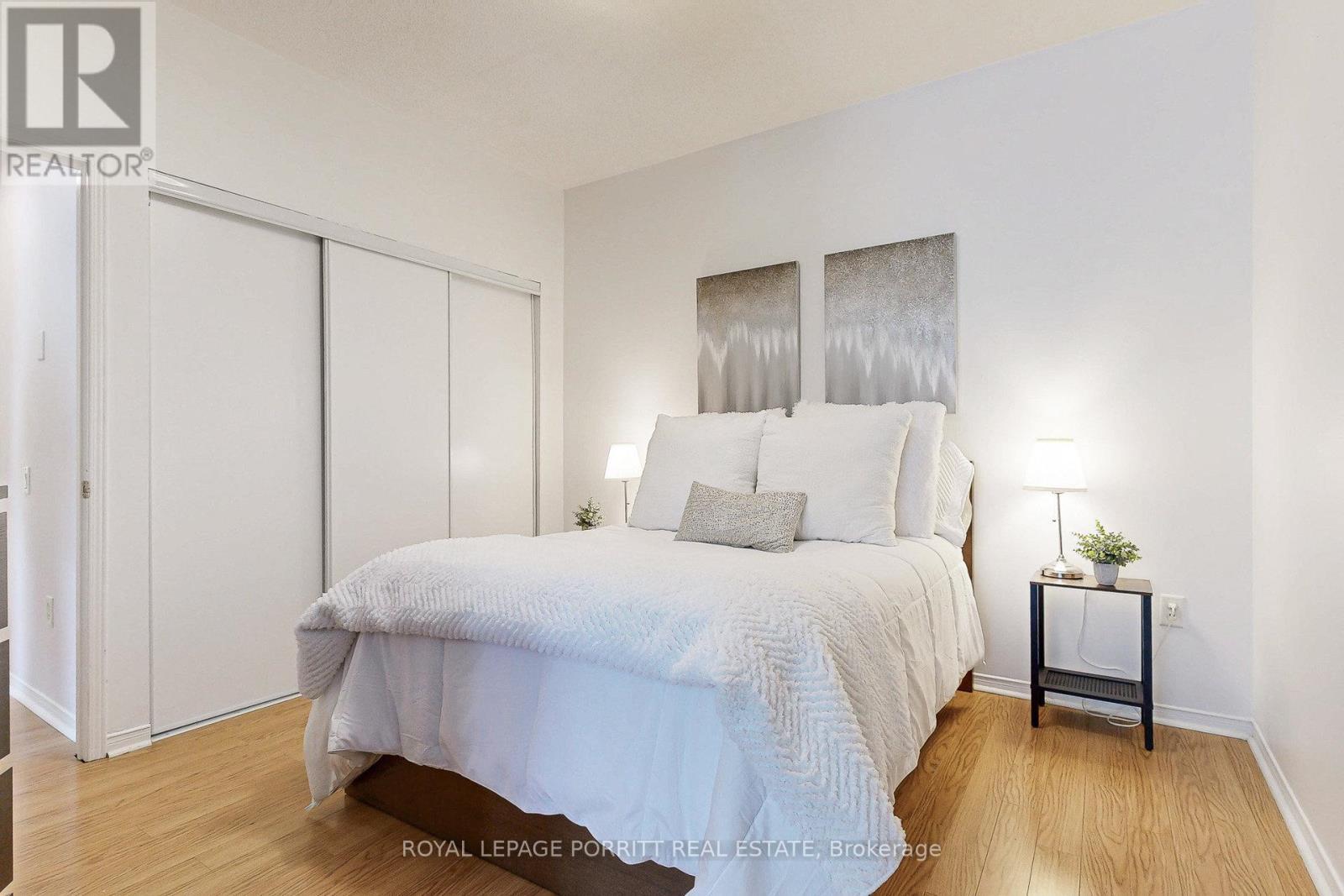 












174 - 760 LAWRENCE AVENUE W

,
Toronto,




Ontario
M6A3E7

