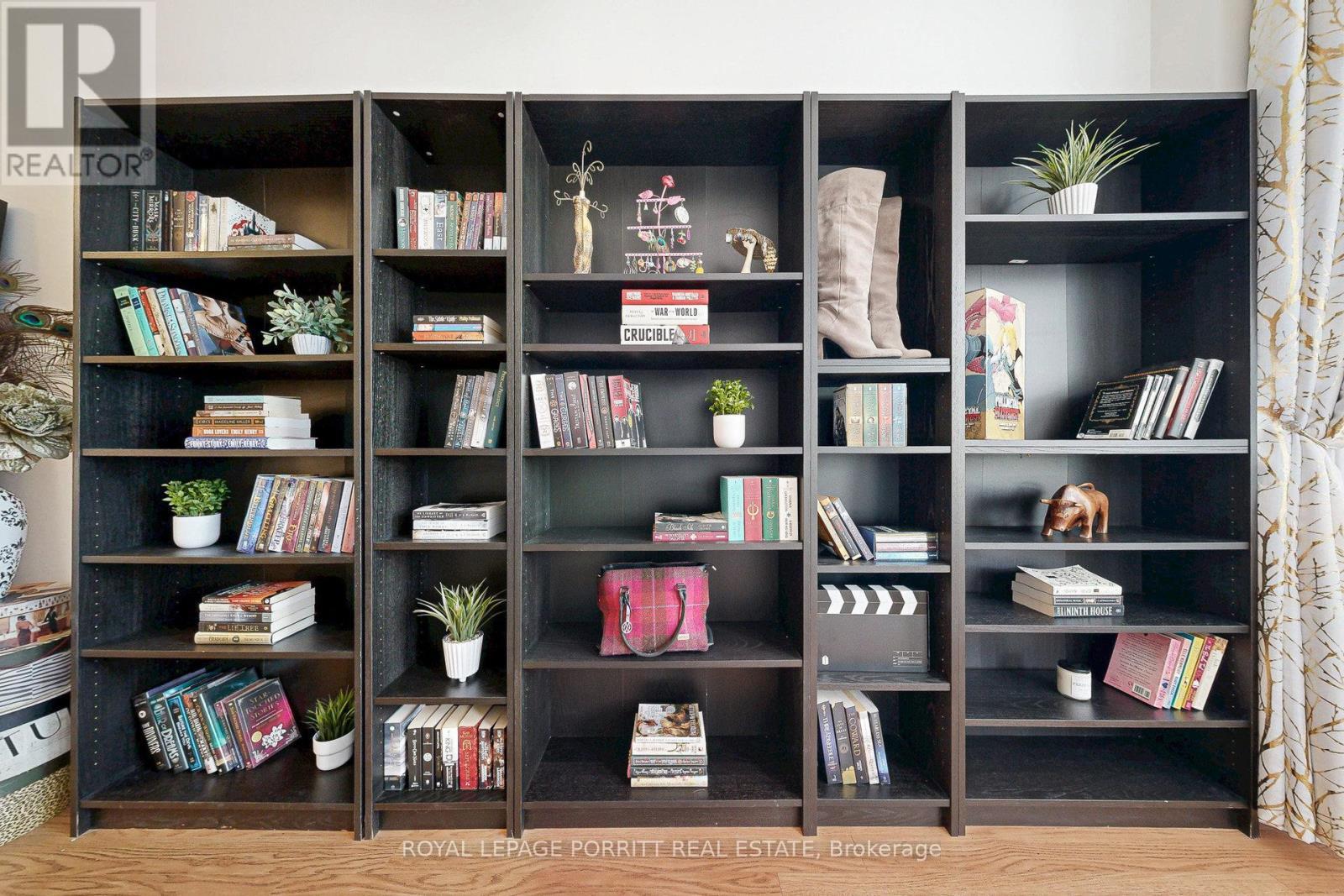 












174 - 760 LAWRENCE AVENUE W

,
Toronto,




Ontario
M6A3E7

