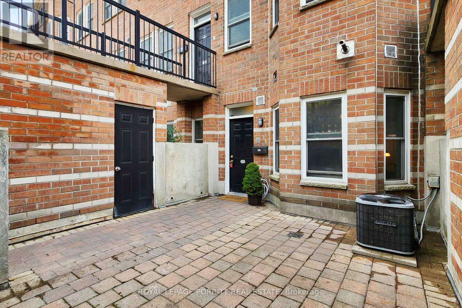 












174 - 760 LAWRENCE AVENUE W

,
Toronto,




Ontario
M6A3E7

