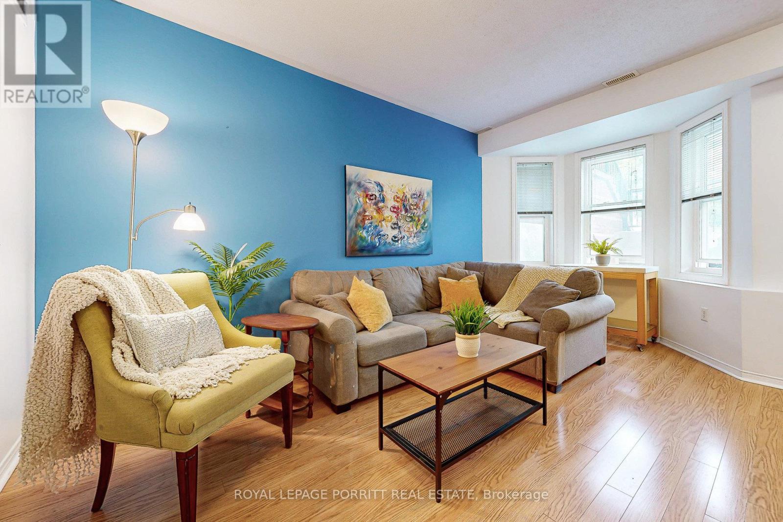 












174 - 760 LAWRENCE AVENUE W

,
Toronto,




Ontario
M6A3E7

