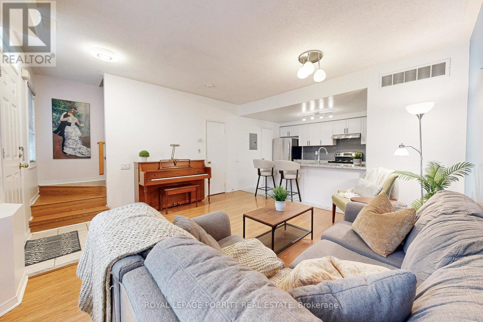 












174 - 760 LAWRENCE AVENUE W

,
Toronto,




Ontario
M6A3E7

