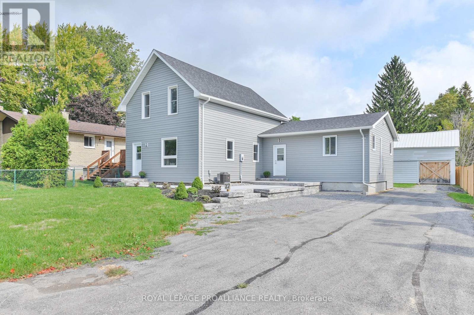 












27 MAPLEWOOD AVENUE

,
Brighton,




Ontario
K0K1H0

