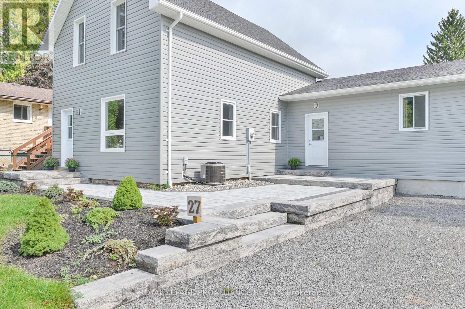 












27 MAPLEWOOD AVENUE

,
Brighton,




Ontario
K0K1H0

