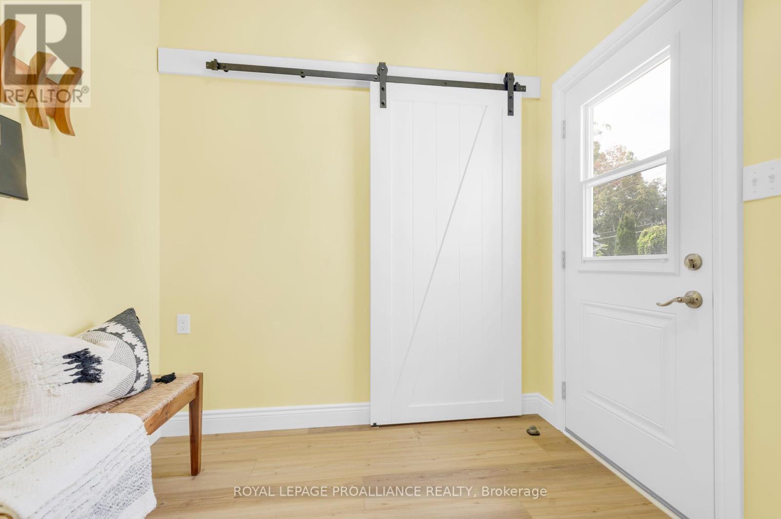 












27 MAPLEWOOD AVENUE

,
Brighton,




Ontario
K0K1H0

