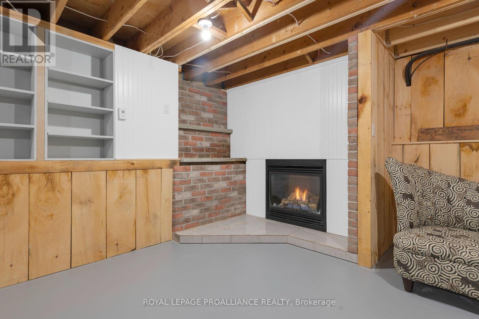 












27 MAPLEWOOD AVENUE

,
Brighton,




Ontario
K0K1H0

