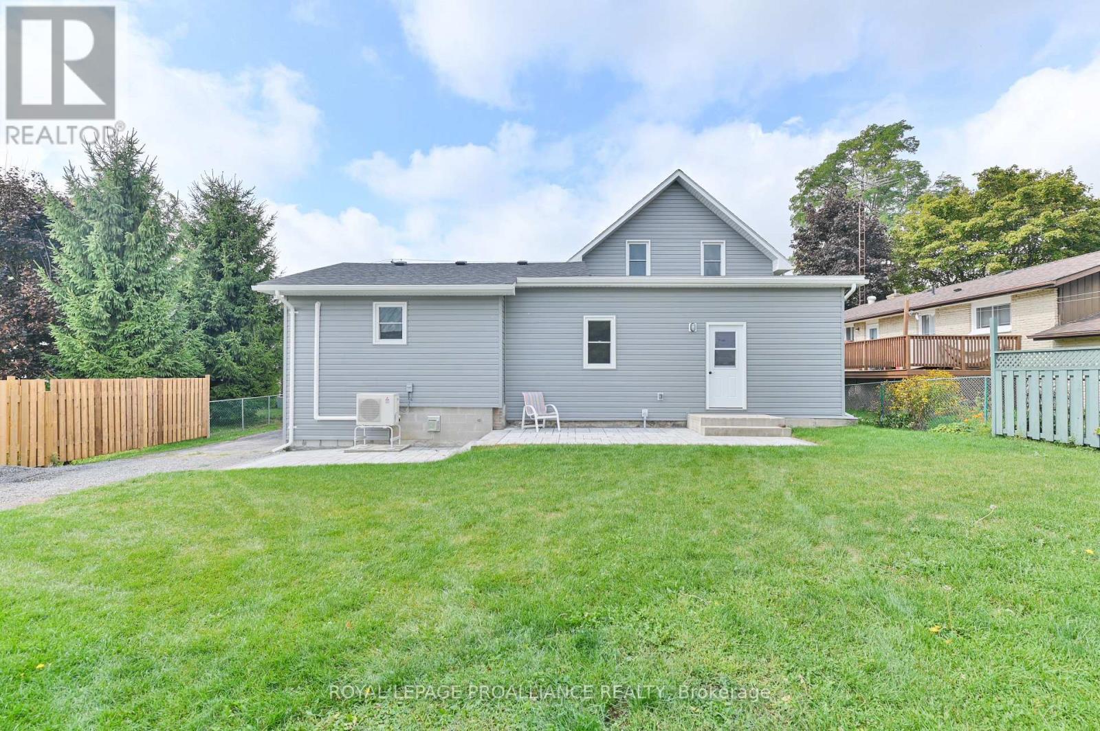 












27 MAPLEWOOD AVENUE

,
Brighton,




Ontario
K0K1H0


