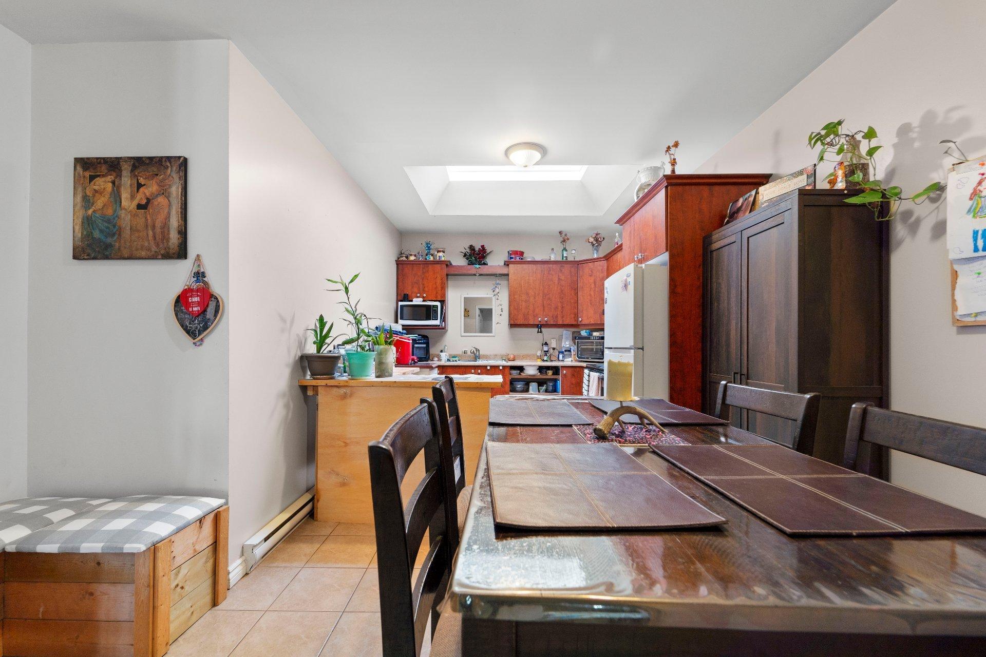 









253

 - 263


Rue Principale

,
Grenville,




QC
J0V1J0

