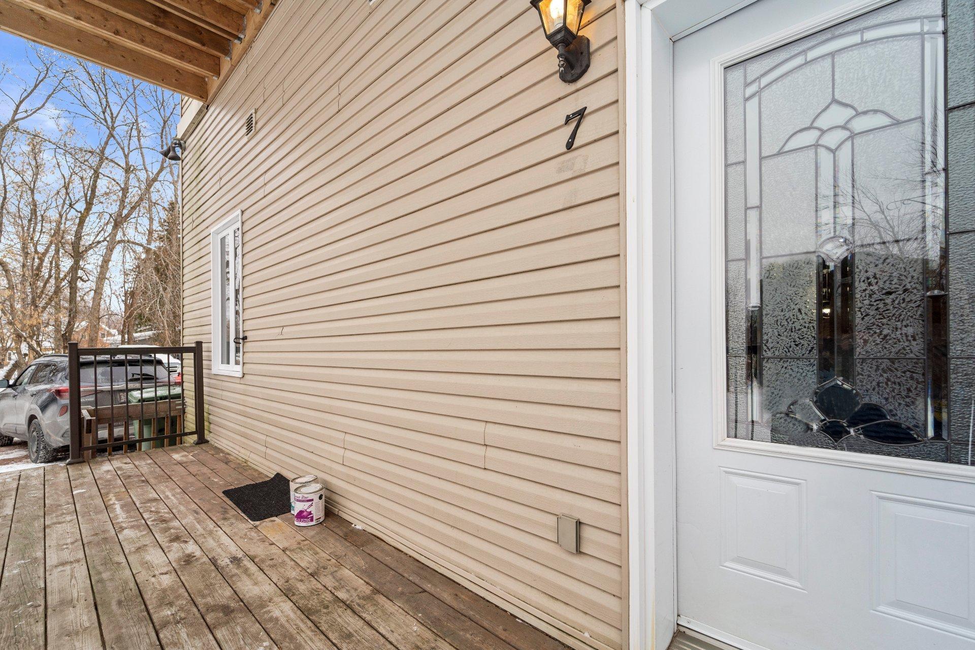 









253

 - 263


Rue Principale

,
Grenville,




QC
J0V1J0

