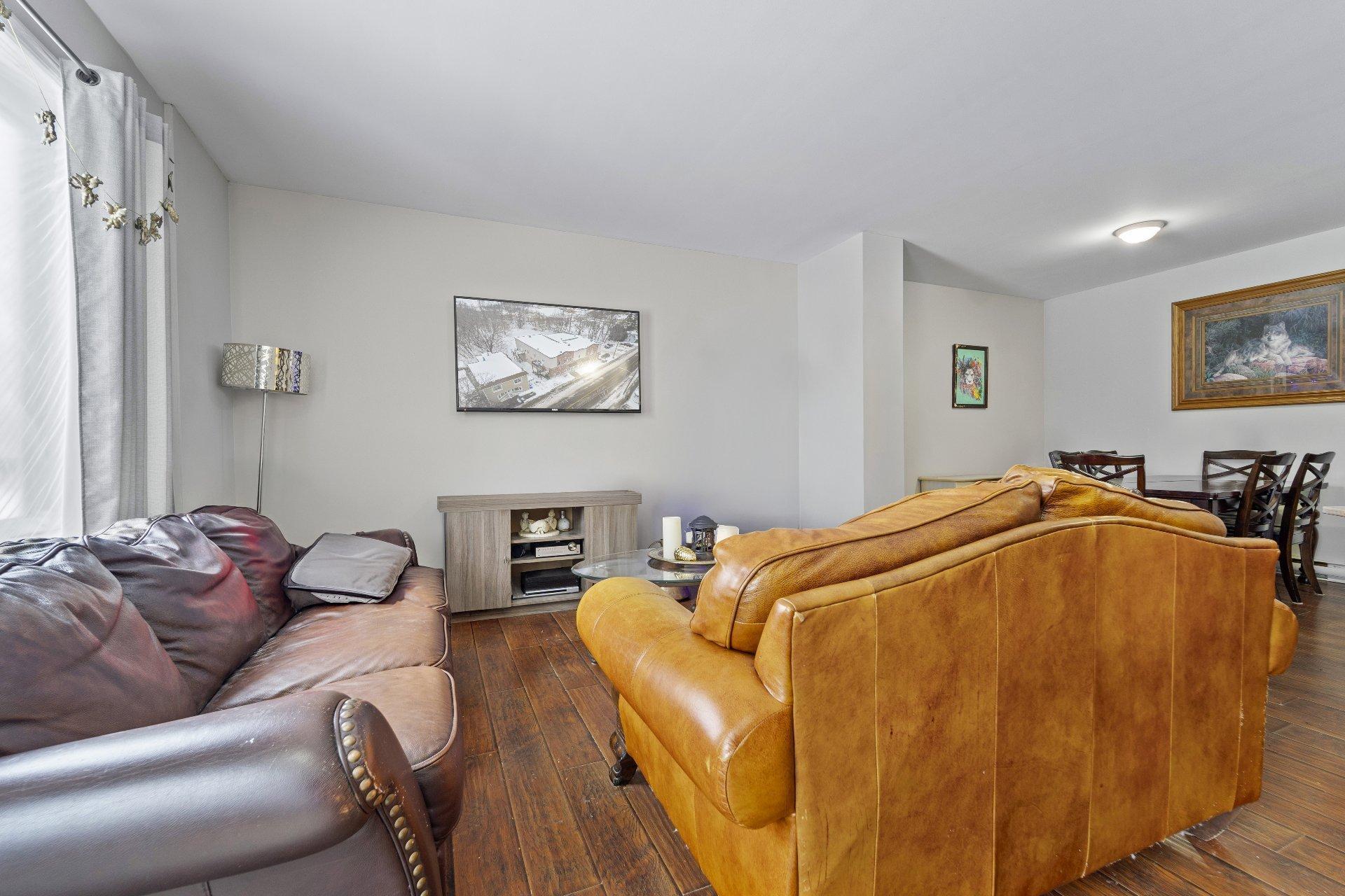 









253

 - 263


Rue Principale

,
Grenville,




QC
J0V1J0

