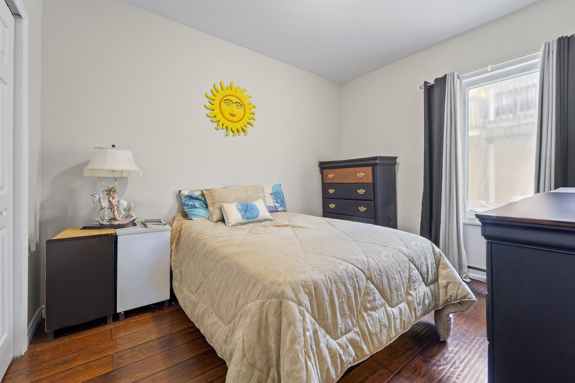 









253

 - 263


Rue Principale

,
Grenville,




QC
J0V1J0

