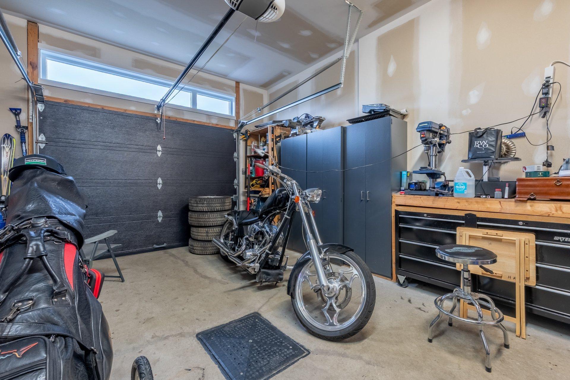 









1665


Rue Abraham-Massé

,
Chambly,




QC
J3L0P4

