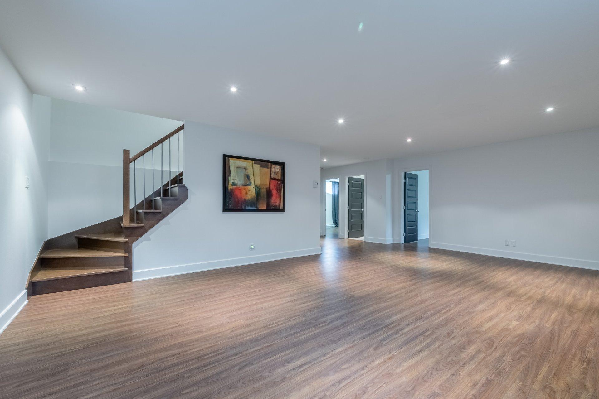 









1665


Rue Abraham-Massé

,
Chambly,




QC
J3L0P4


