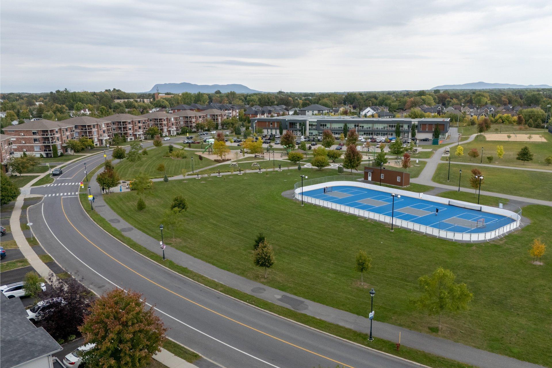 









1665


Rue Abraham-Massé

,
Chambly,




QC
J3L0P4

