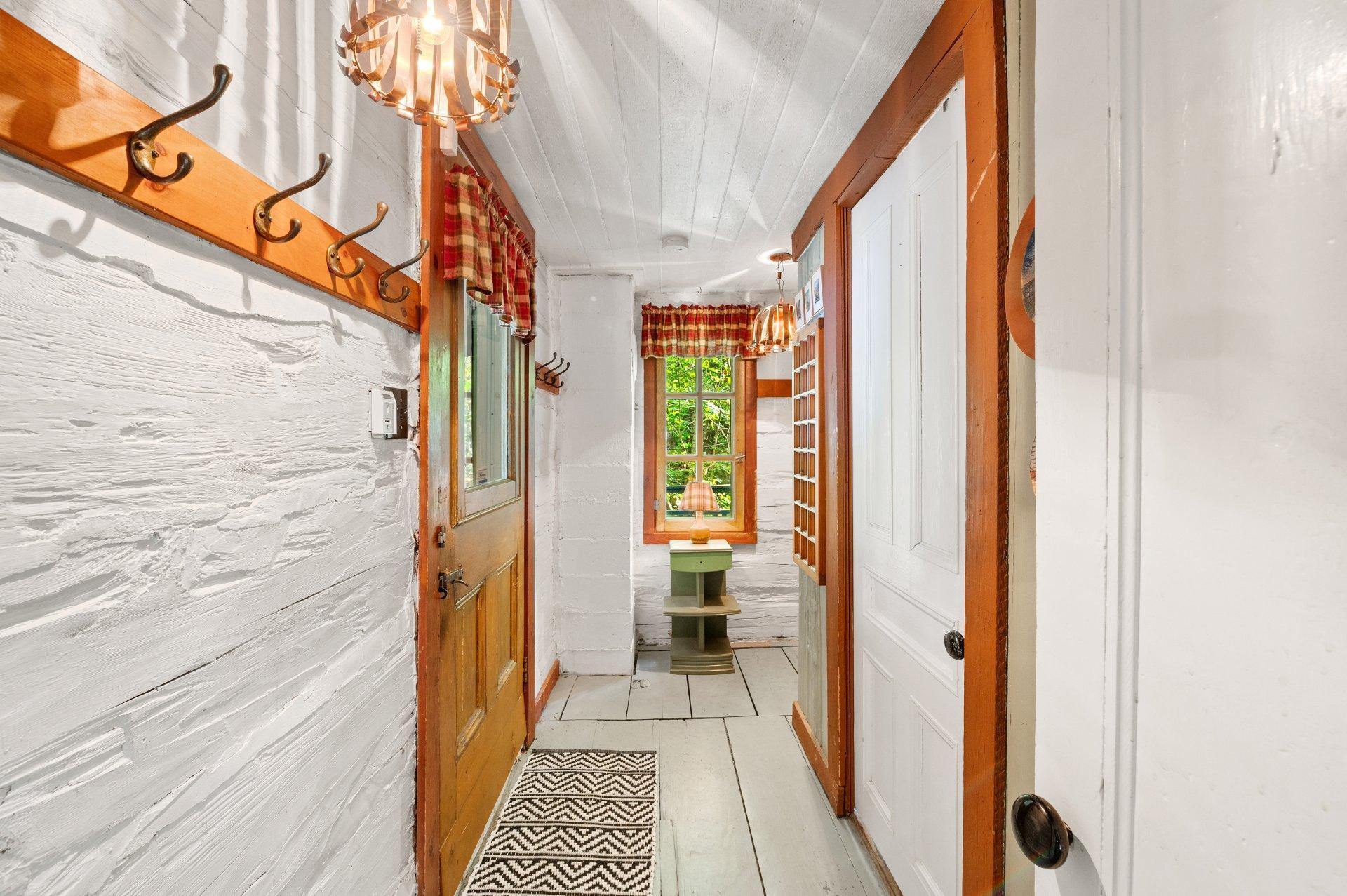 









1330


Mtée Gagnon

,
Val-David,




QC
J0T2N0

