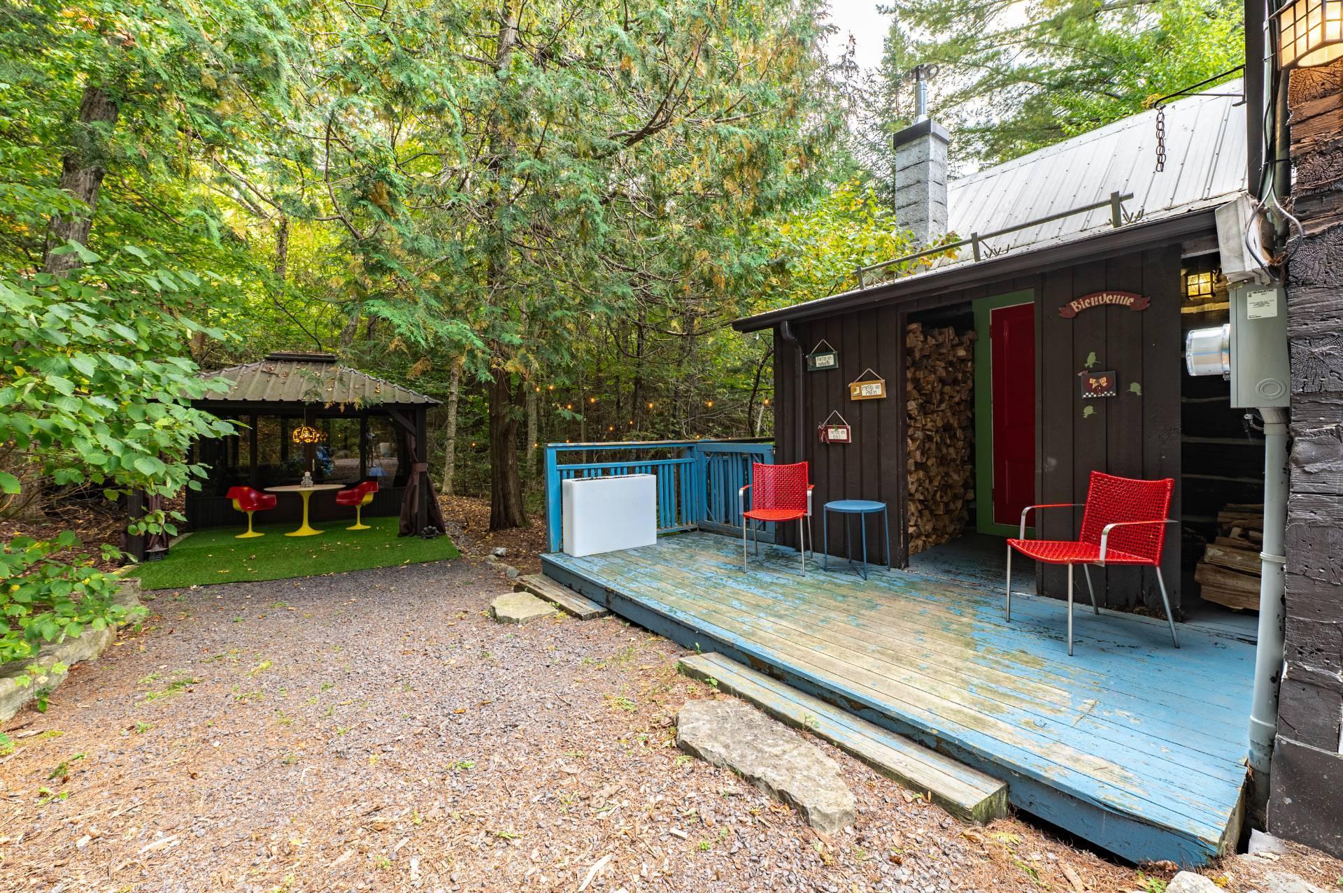 









1330


Mtée Gagnon

,
Val-David,




QC
J0T2N0

