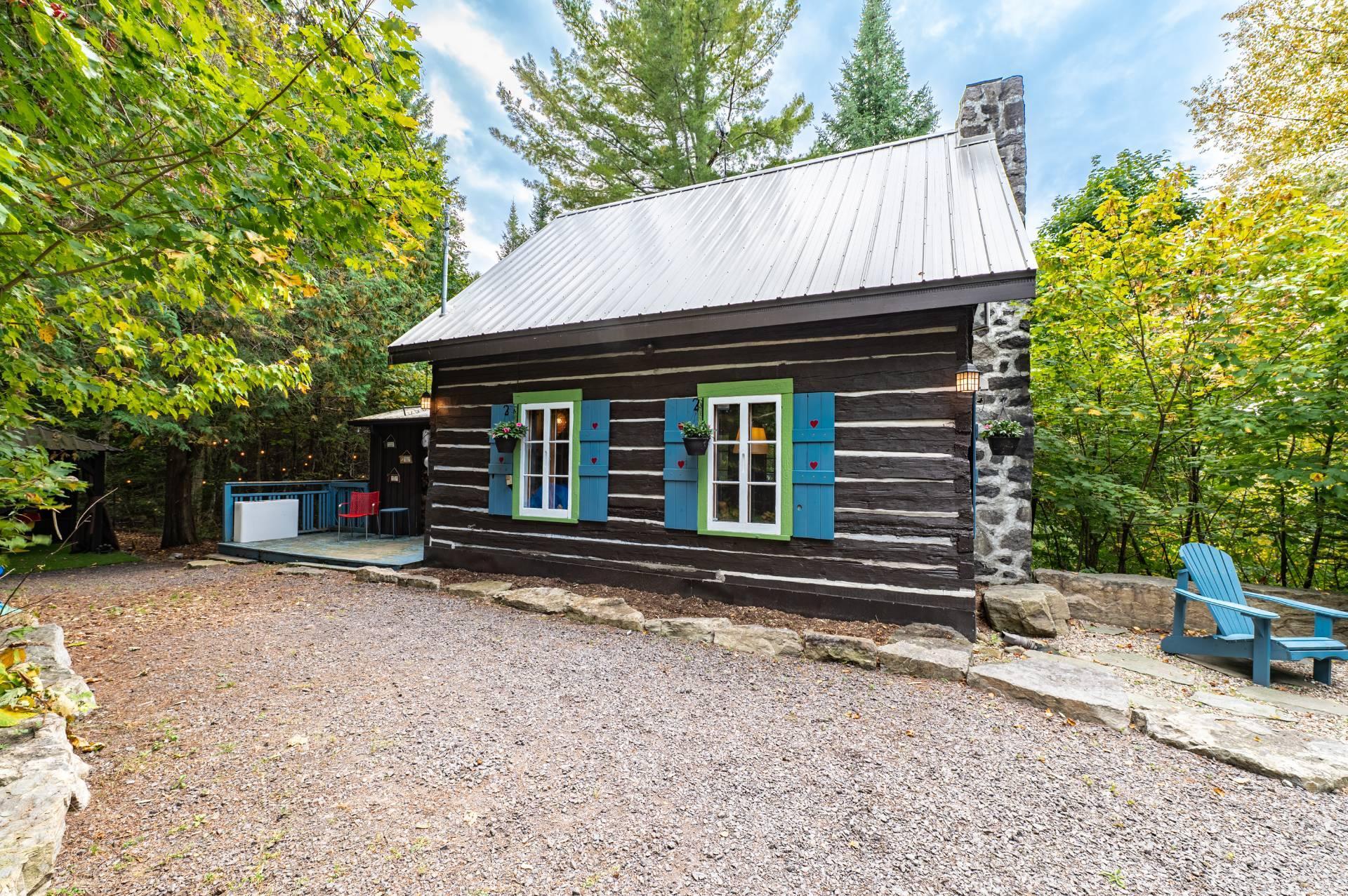 









1330


Mtée Gagnon

,
Val-David,




QC
J0T2N0

