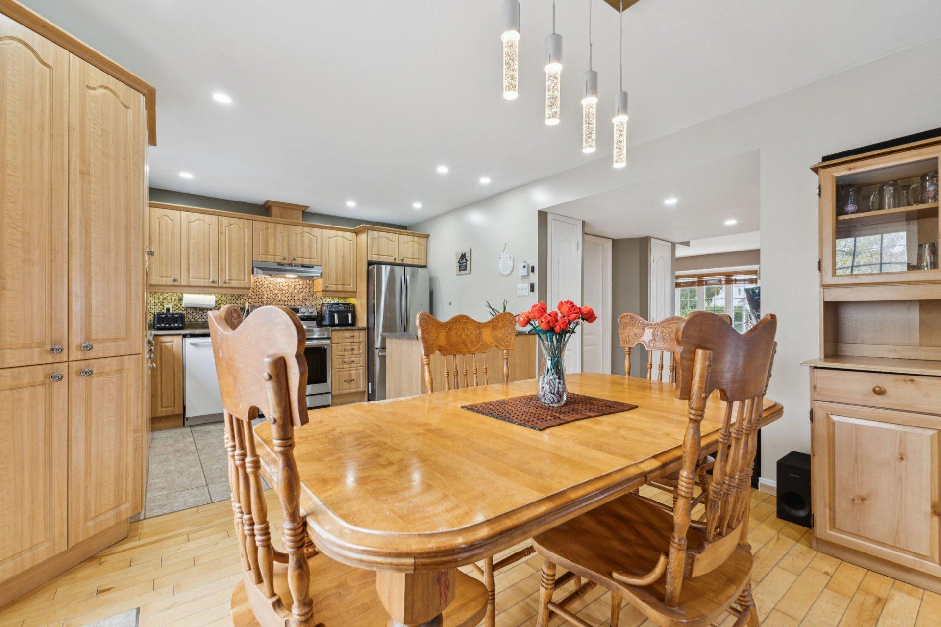 









193


Rue des Tulipes

,
Gatineau (Gatineau),




QC
J8R2G9

