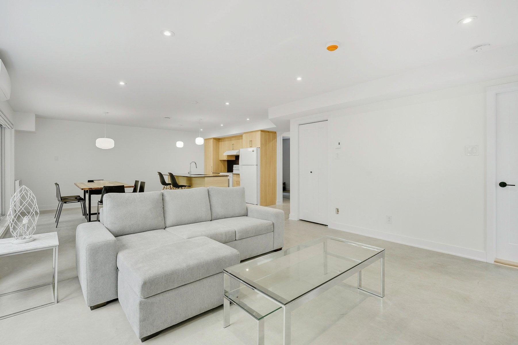 









170


19e Avenue

, A,
Saint-Adolphe-d'Howard,




QC
J0T2B0

