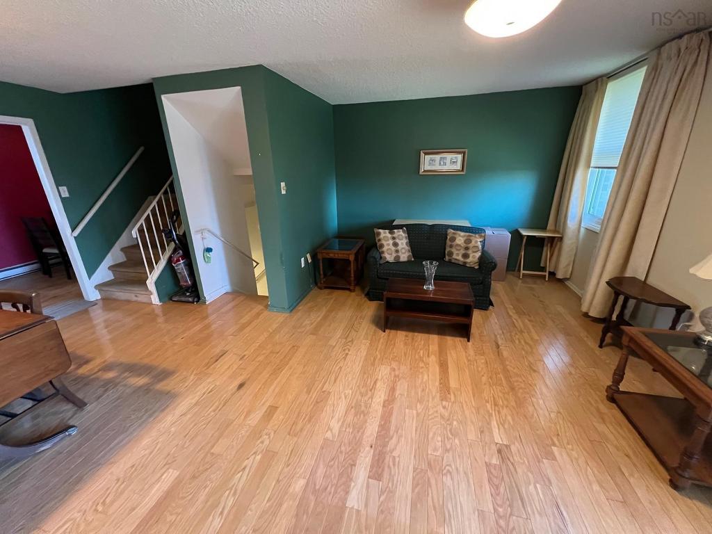 












5551 Stoneham

,
Halifax,




NS
B3K 4A6

