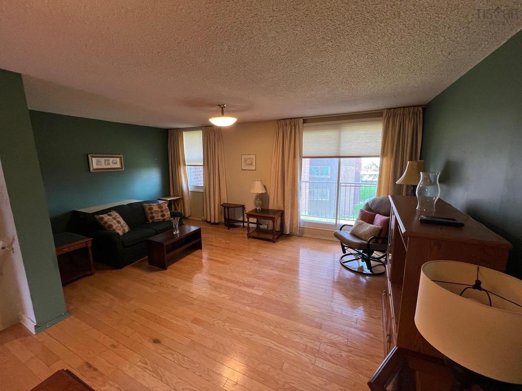 












5551 Stoneham

,
Halifax,




NS
B3K 4A6

