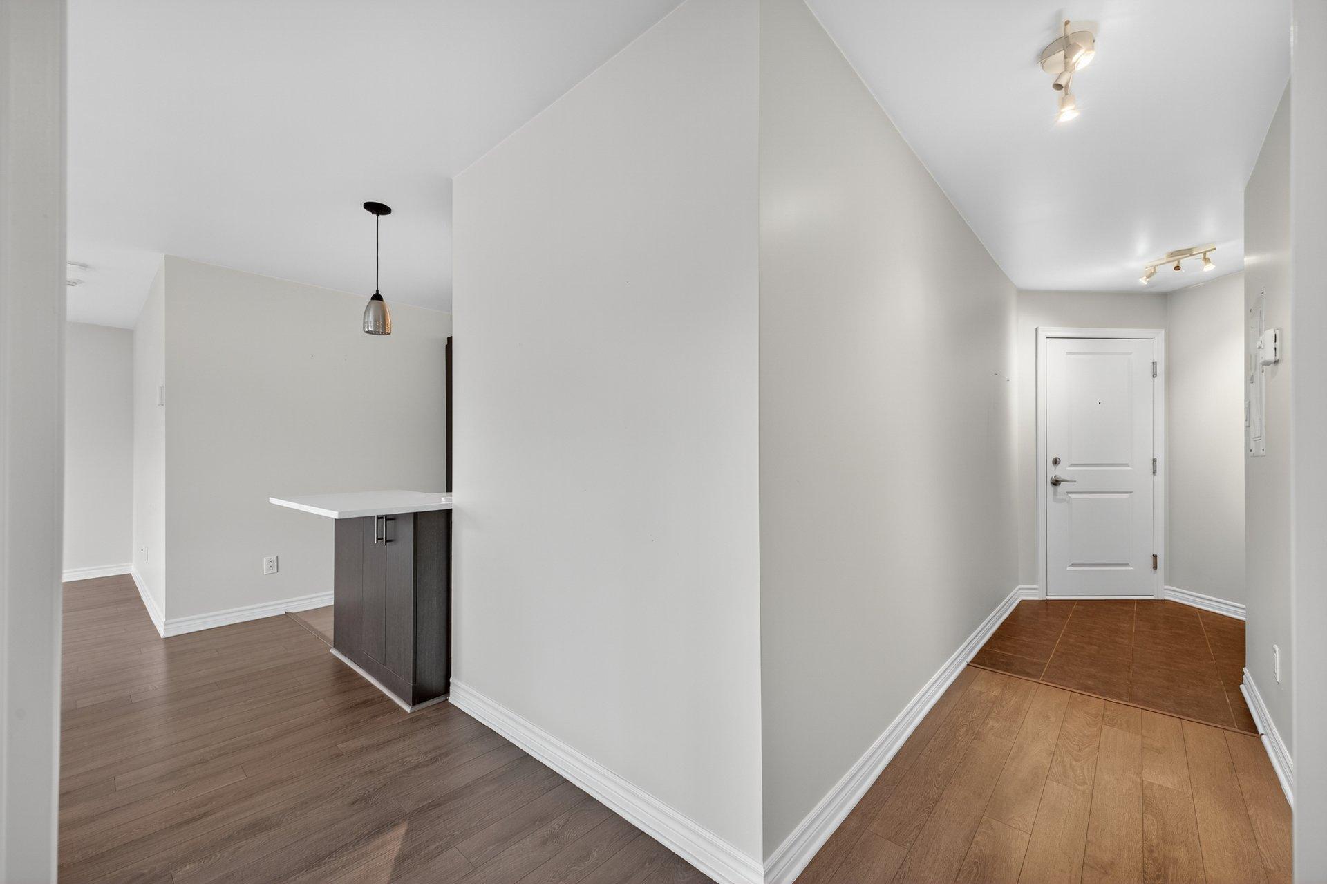 









6100


Rue de Lusa

, 8,
Brossard,




QC
J4Y0L8

