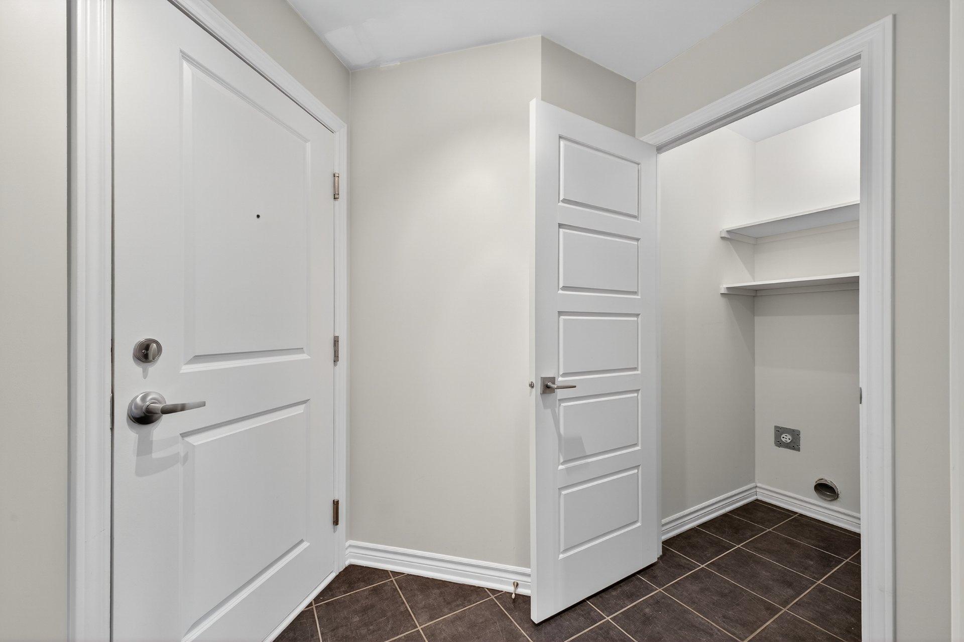









6100


Rue de Lusa

, 8,
Brossard,




QC
J4Y0L8

